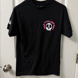 Hypland Black Skull T-Shirt.